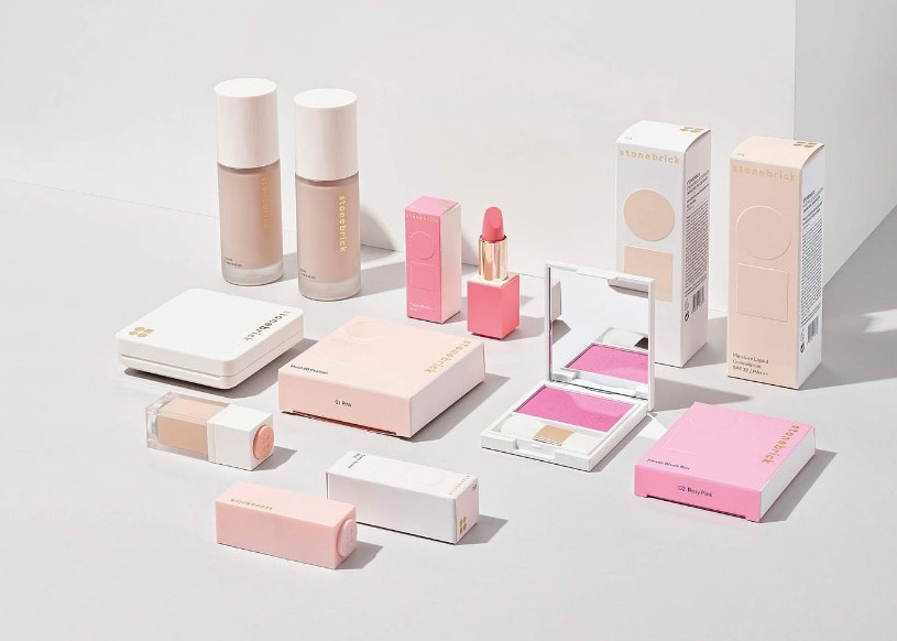 cosmetic packaging